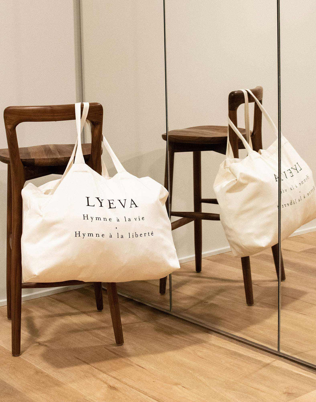 TOTE BAG LYEVA