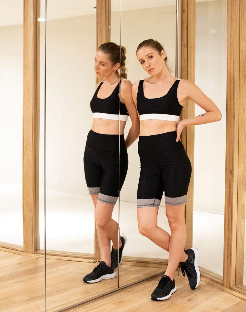 BLACK WOMEN'S TECHNIQUE LEGGING BLACKNWHITE - Women's fitness items LYEVA